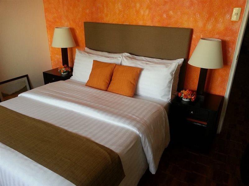 Bsa Tower Serviced Residences Makati City Ngoại thất bức ảnh
