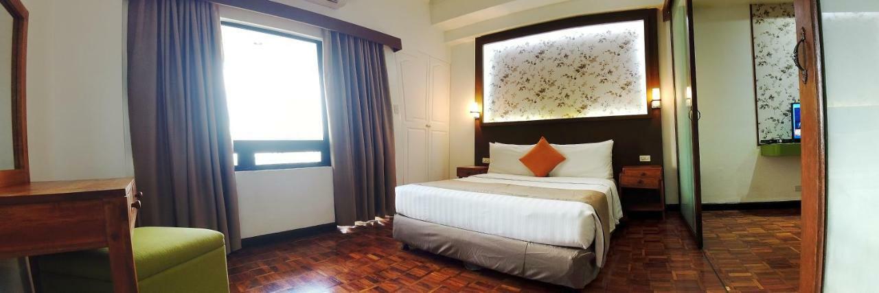 Bsa Tower Serviced Residences Makati City Ngoại thất bức ảnh